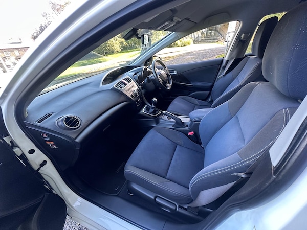 Used Honda Civic 2014 for sale - 76121634: Photo 30