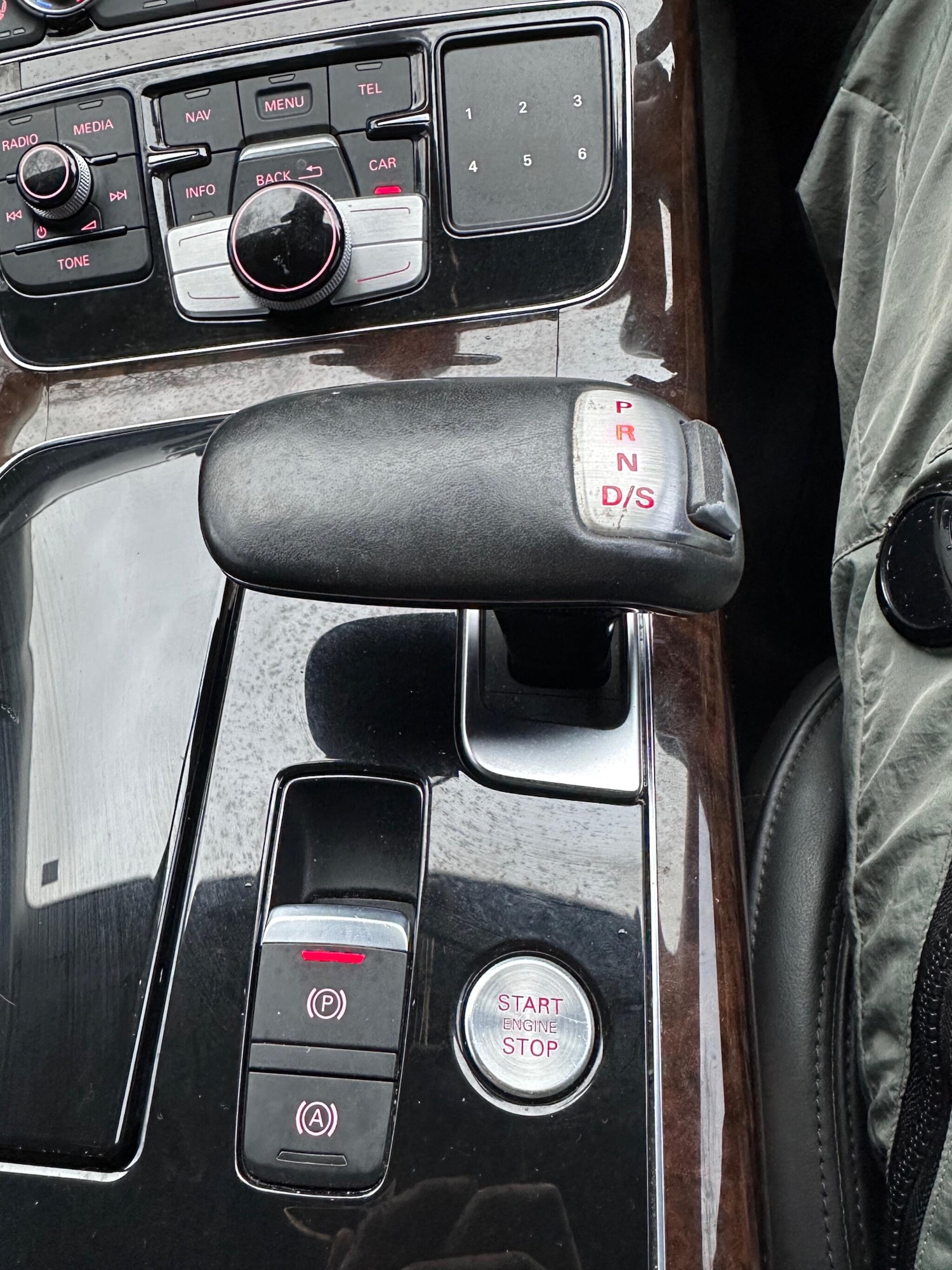 Used Audi A8 2014 for sale - 76584837: Photo 38