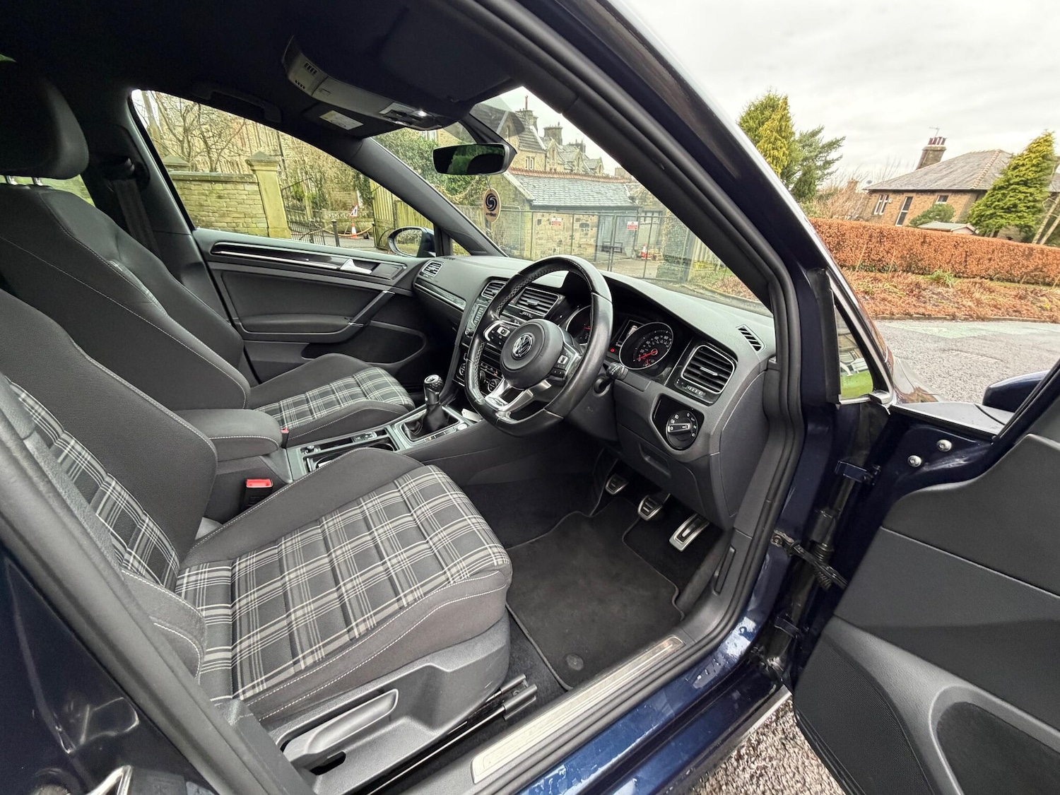 Used Volkswagen Golf 2017 for sale - 77144294: Photo 21