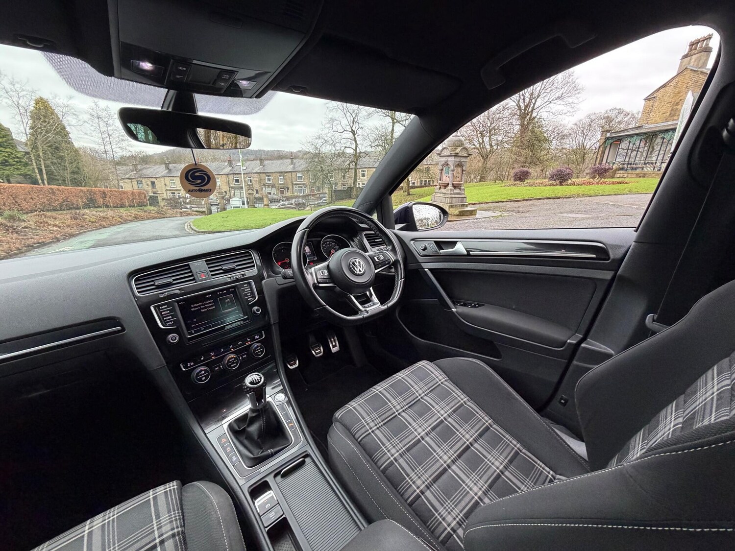 Used Volkswagen Golf 2017 for sale - 77144294: Photo 36