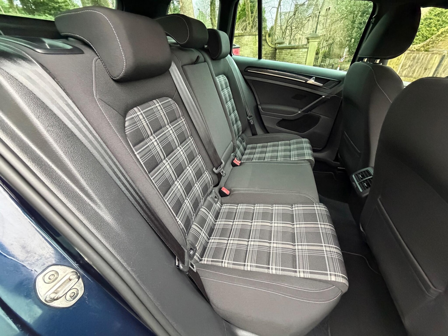 Used Volkswagen Golf 2017 for sale - 77144294: Photo 40