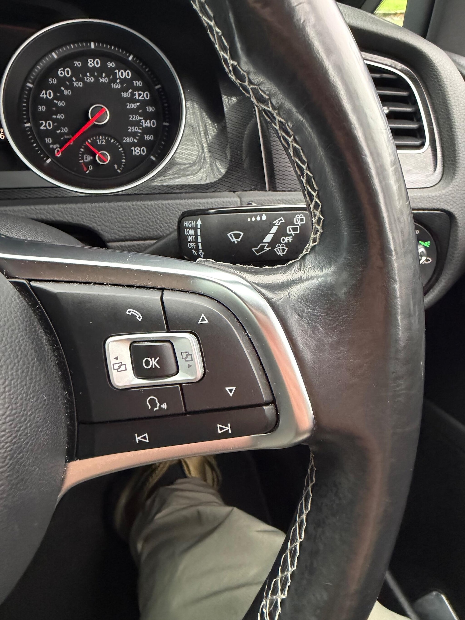 Used Volkswagen Golf 2017 for sale - 77144294: Photo 46