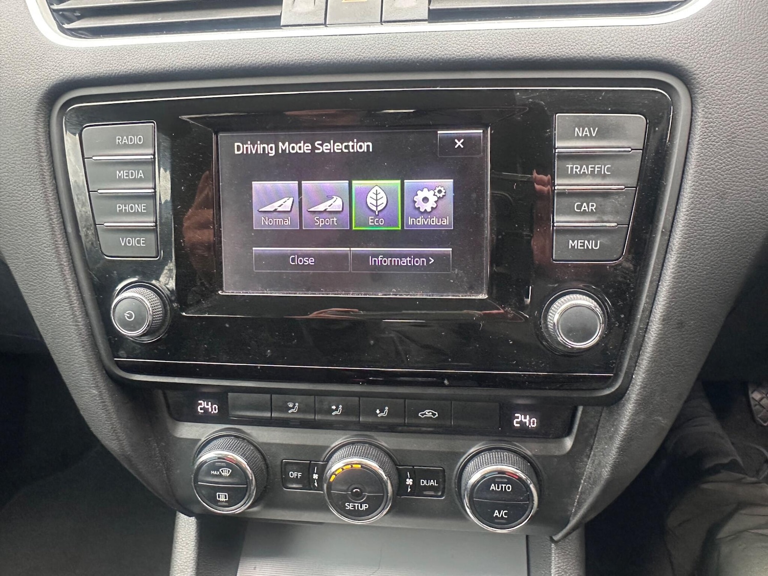 Used Skoda Octavia for sale - 76527731: Photo 31