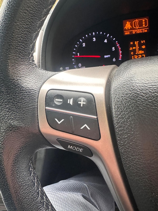 Used Toyota Avensis 2014 for sale - 76307625: Photo 42