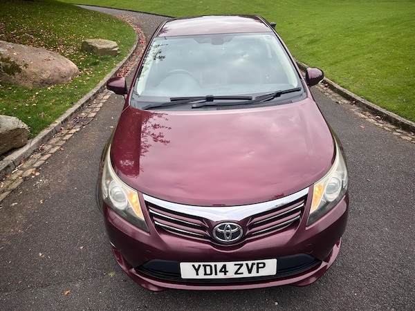 Used Toyota Avensis 2014 for sale - 76307625: Photo 8