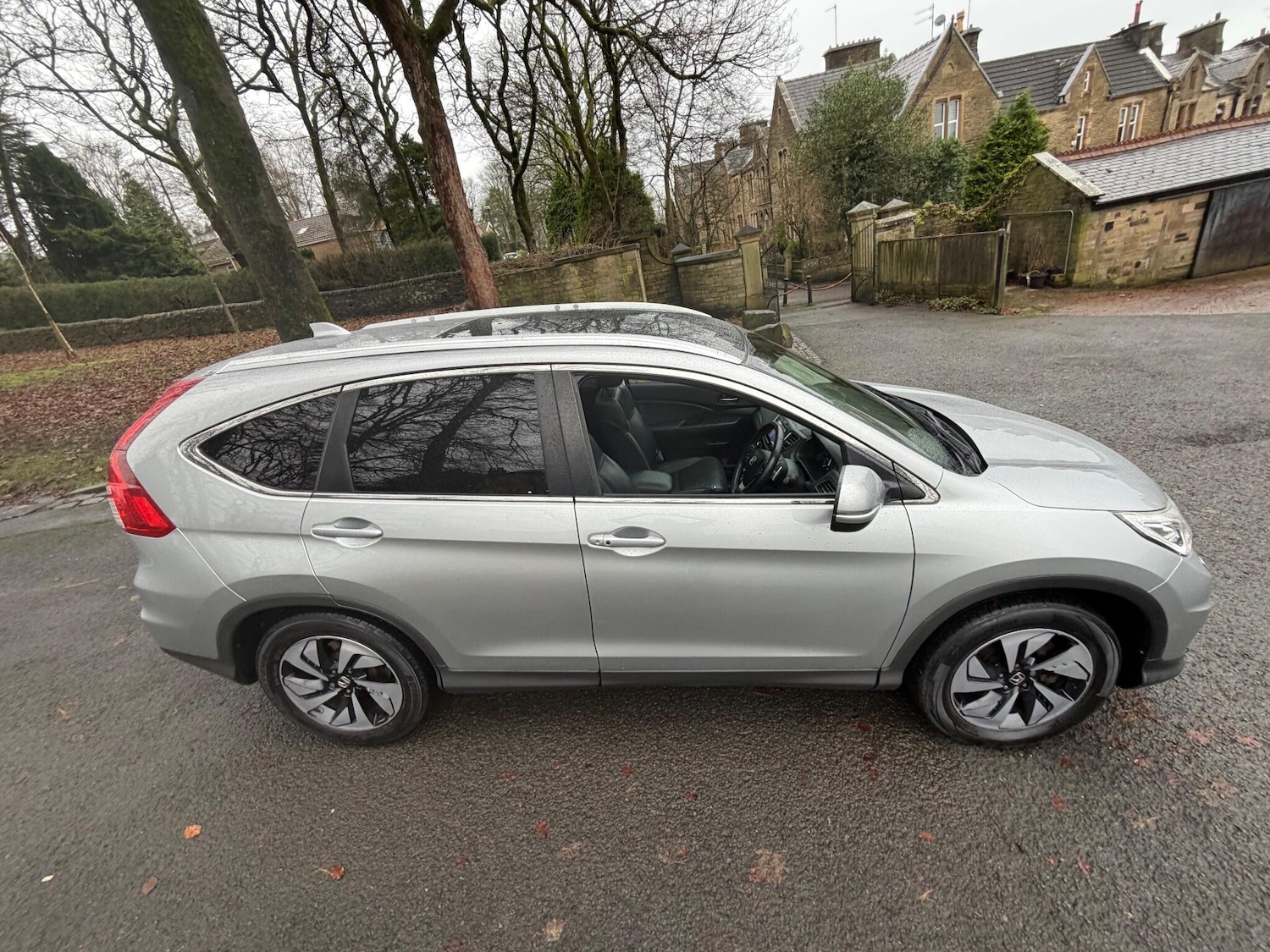 Used Honda CR-V 2016 for sale - 76989600: Photo 17