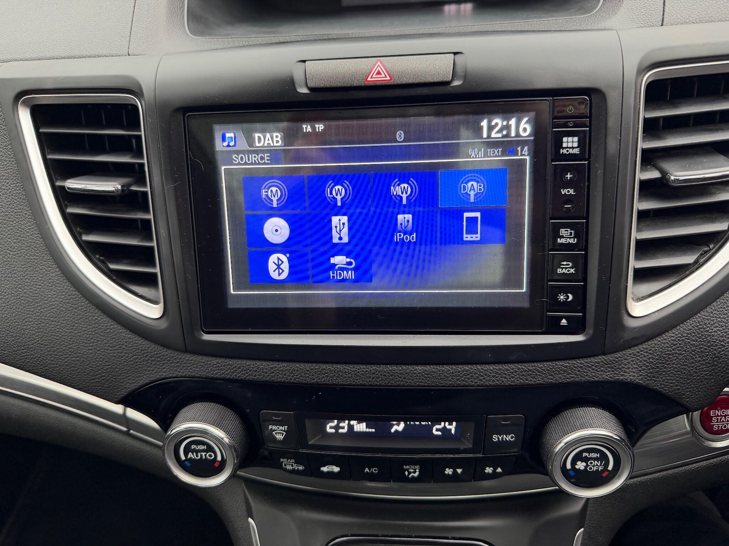 Used Honda CR-V 2016 for sale - 76989600: Photo 26