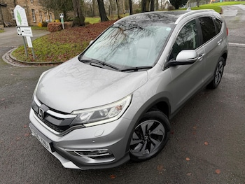 Used Honda CR-V 2016 for sale - 76989600: Photo