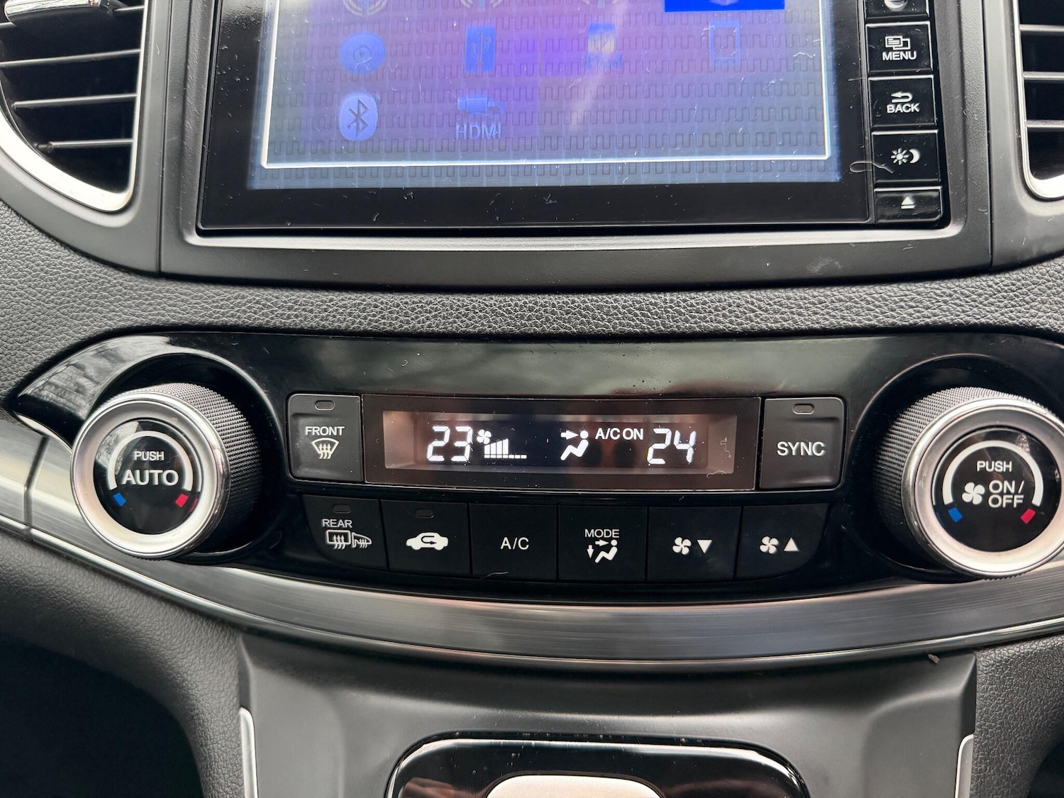 Used Honda CR-V 2016 for sale - 76989600: Photo 31