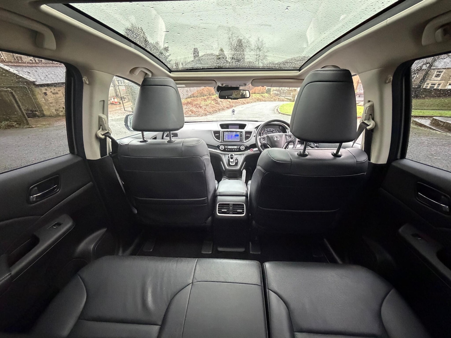 Used Honda CR-V 2016 for sale - 76989600: Photo 34