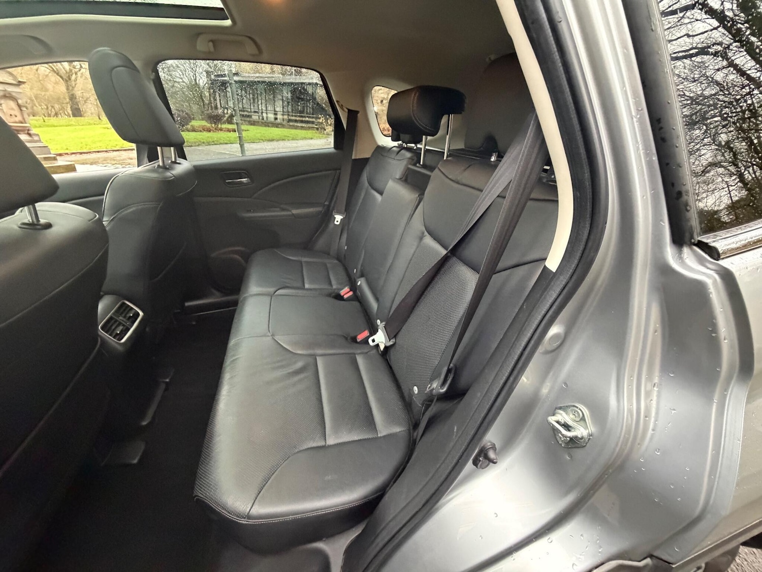 Used Honda CR-V 2016 for sale - 76989600: Photo 36