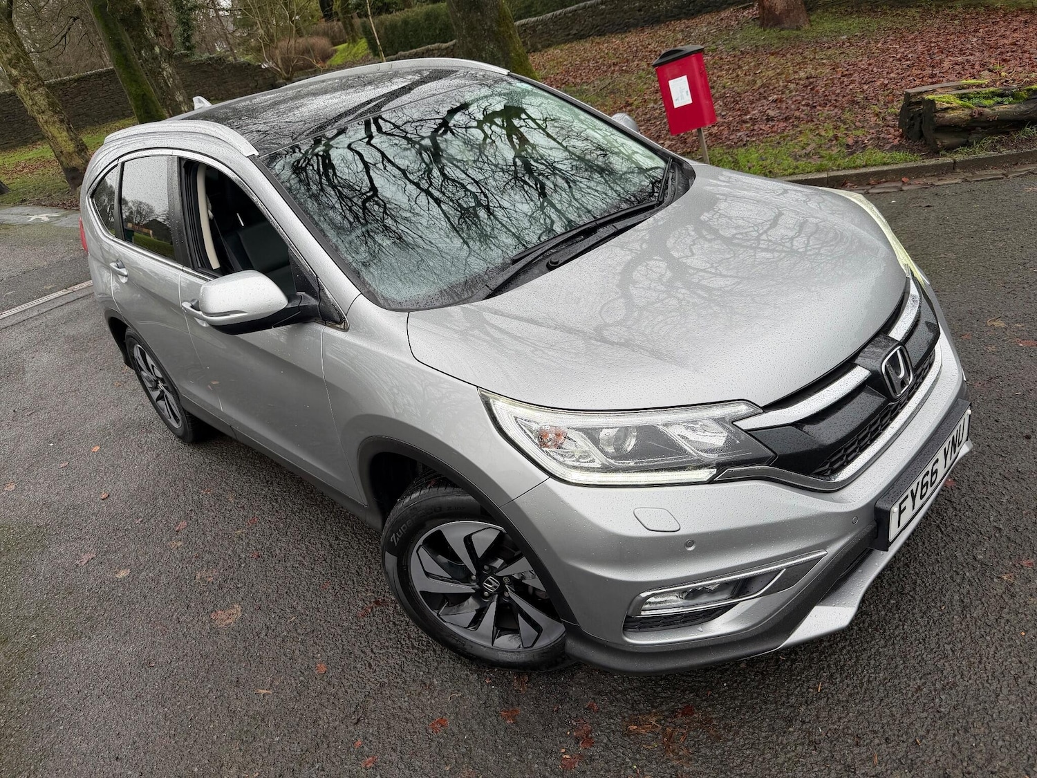 Used Honda CR-V 2016 for sale - 76989600: Photo 5