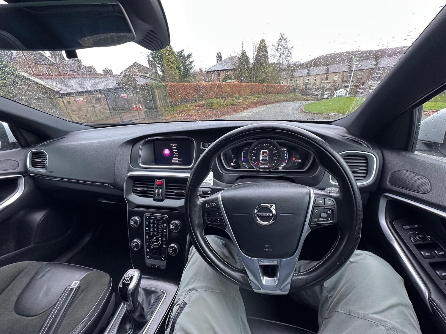 Used Volvo V40 2017 for sale - 76584355: Photo 22