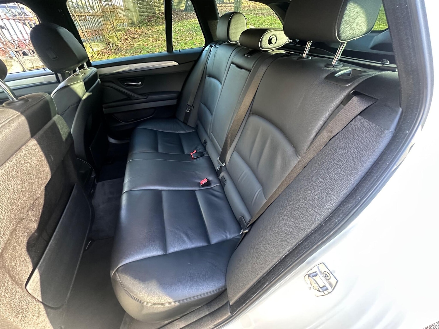 Used BMW 5 Series 2015 for sale - 76572202: Photo 36