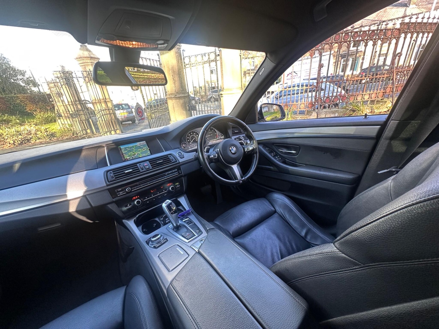 Used BMW 5 Series 2015 for sale - 76572202: Photo 37