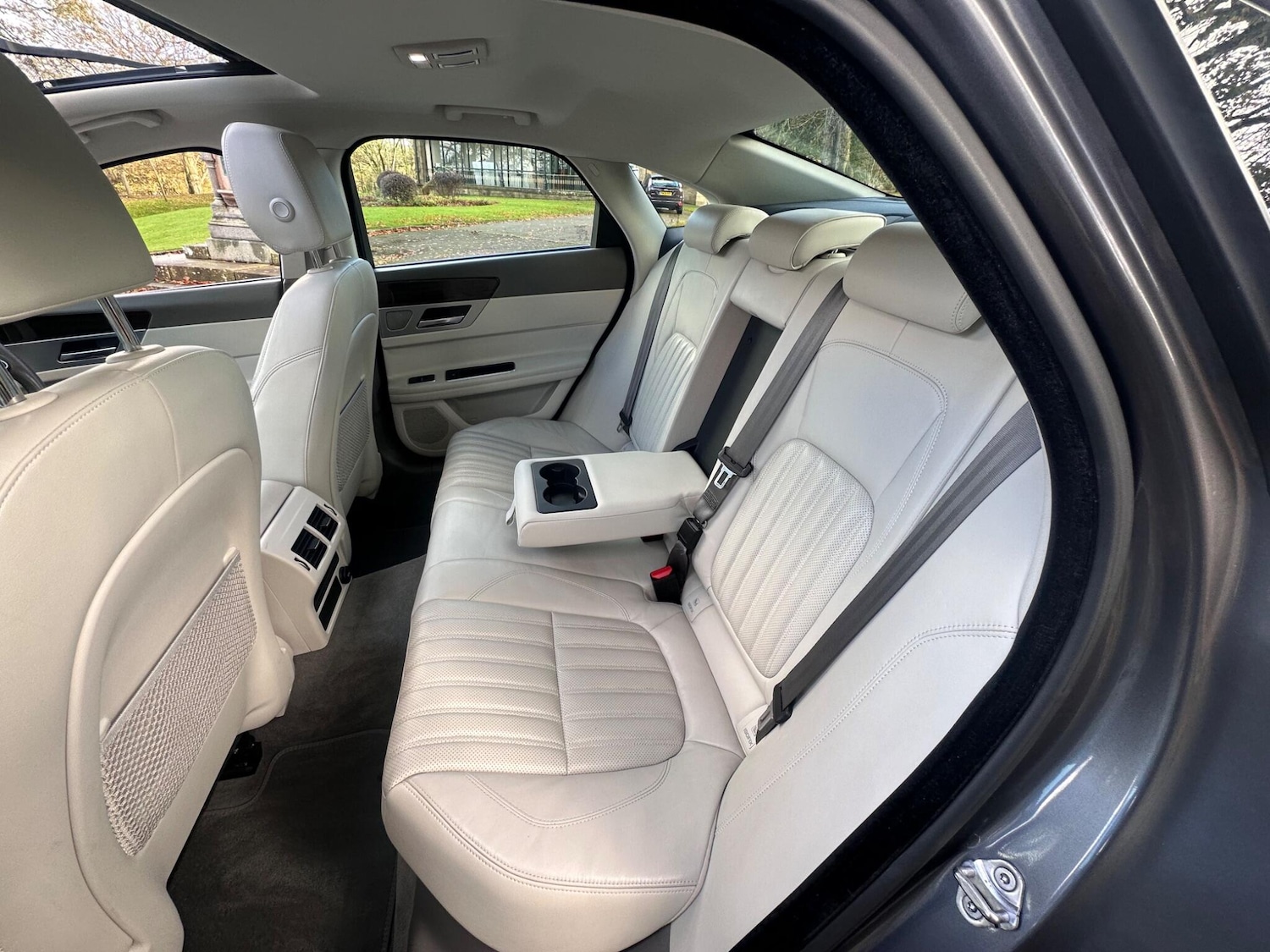 Used Jaguar XF for sale - 76573495: Photo 31