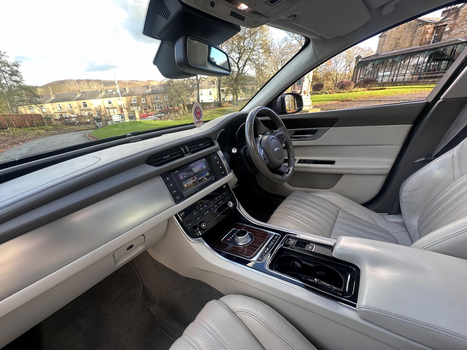 Used Jaguar XF for sale - 76573495: Photo 33