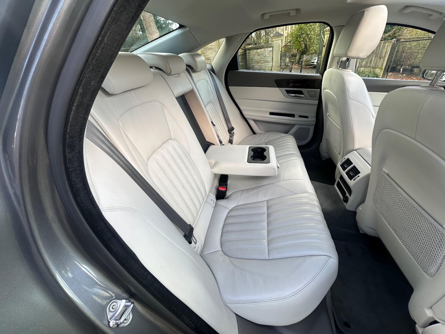 Used Jaguar XF for sale - 76573495: Photo 35