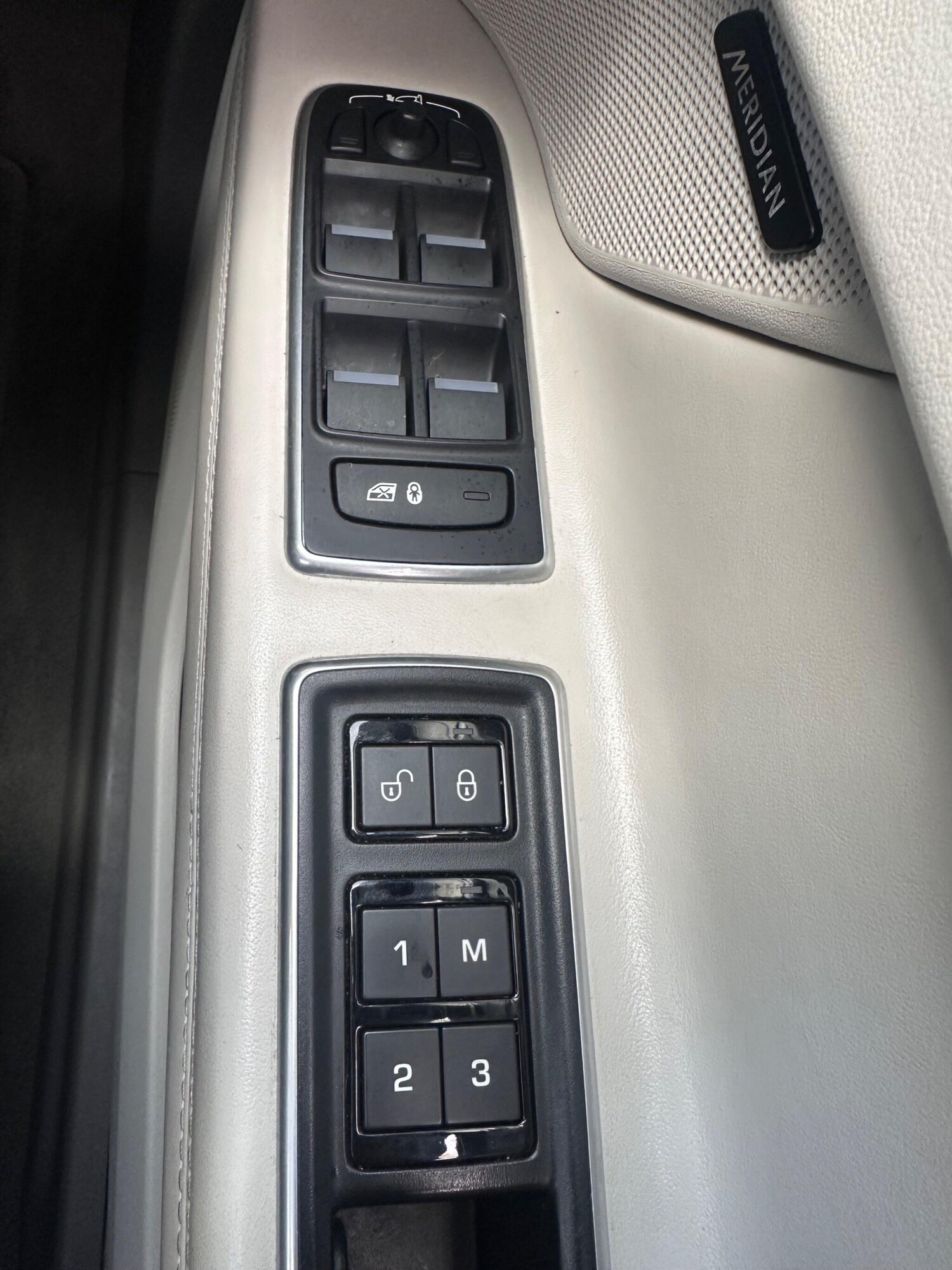 Used Jaguar XF for sale - 76573495: Photo 40