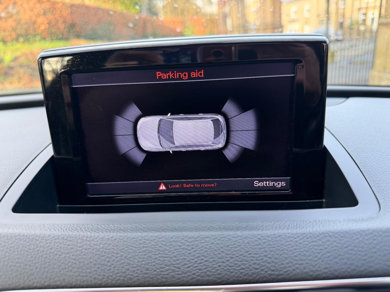 Used Audi RS Q3 2014 for sale - 76913824: Photo 28