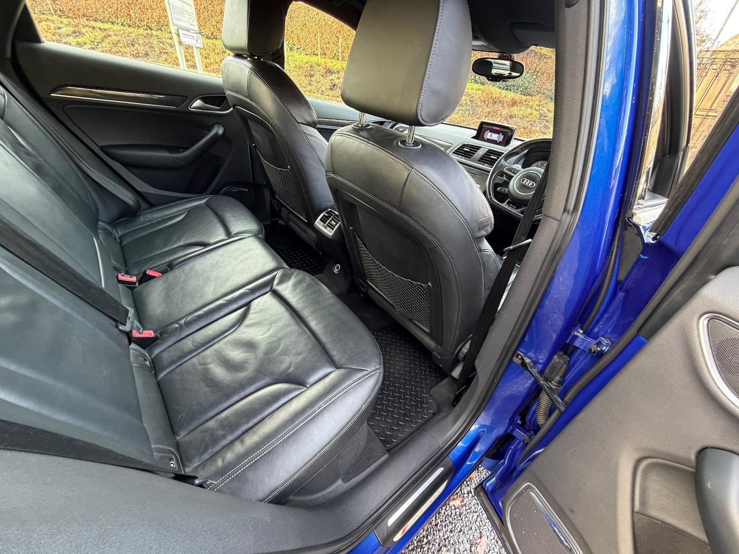 Used Audi RS Q3 2014 for sale - 76913824: Photo 38