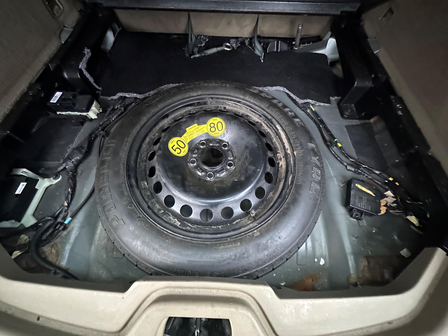 Used Volvo V60 2012 for sale - 77645738: Photo 39