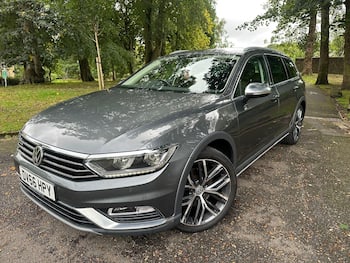 Used Volkswagen Passat 2016 for sale - 79741409: Photo