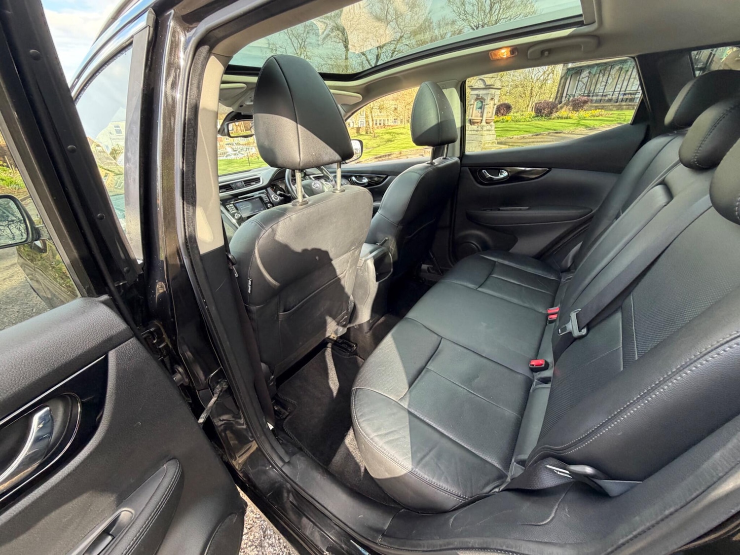 Used Nissan Qashqai 2015 for sale - 78033862: Photo 33