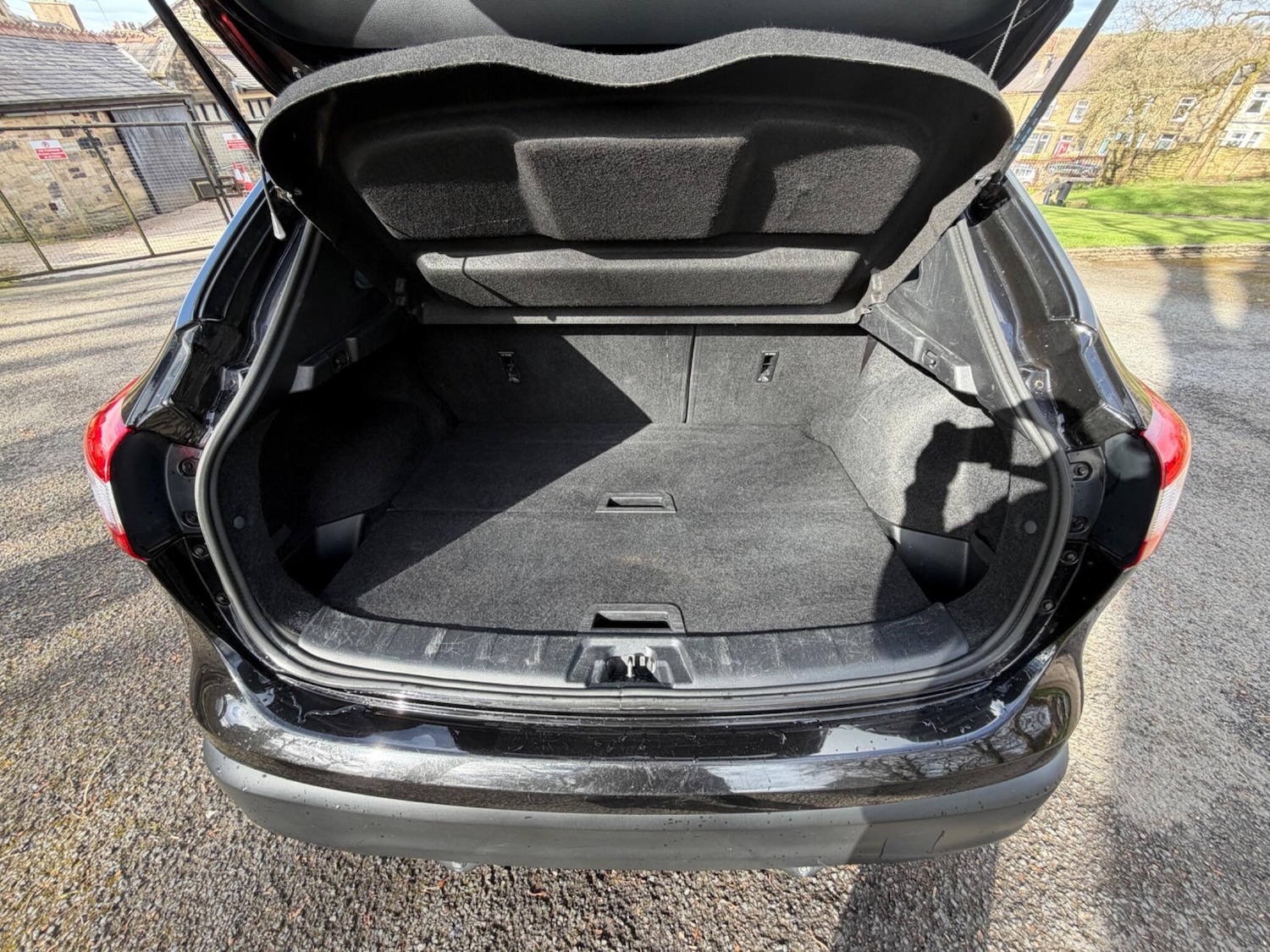 Used Nissan Qashqai 2015 for sale - 78033862: Photo 39