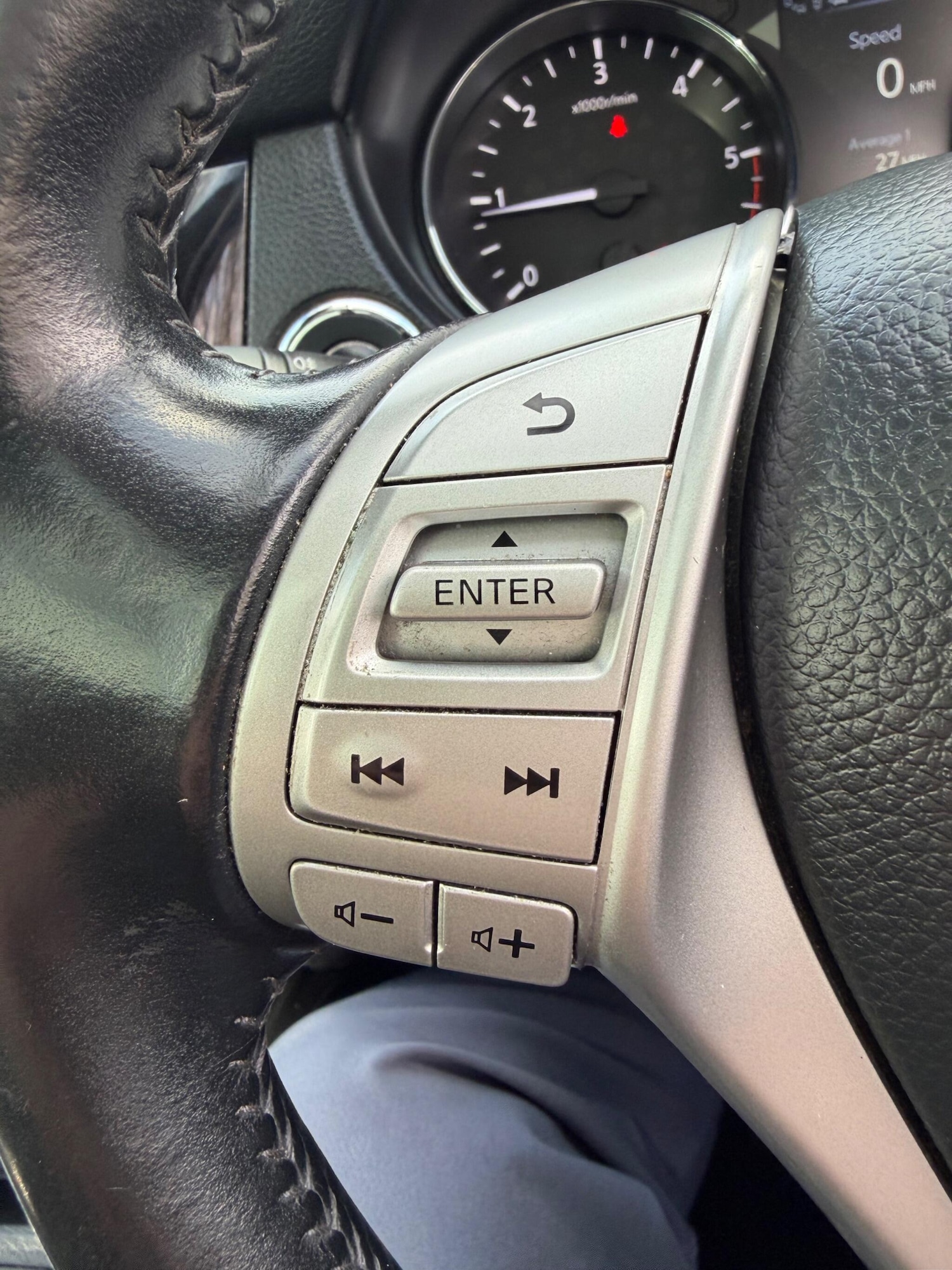 Used Nissan Qashqai 2015 for sale - 78033862: Photo 42