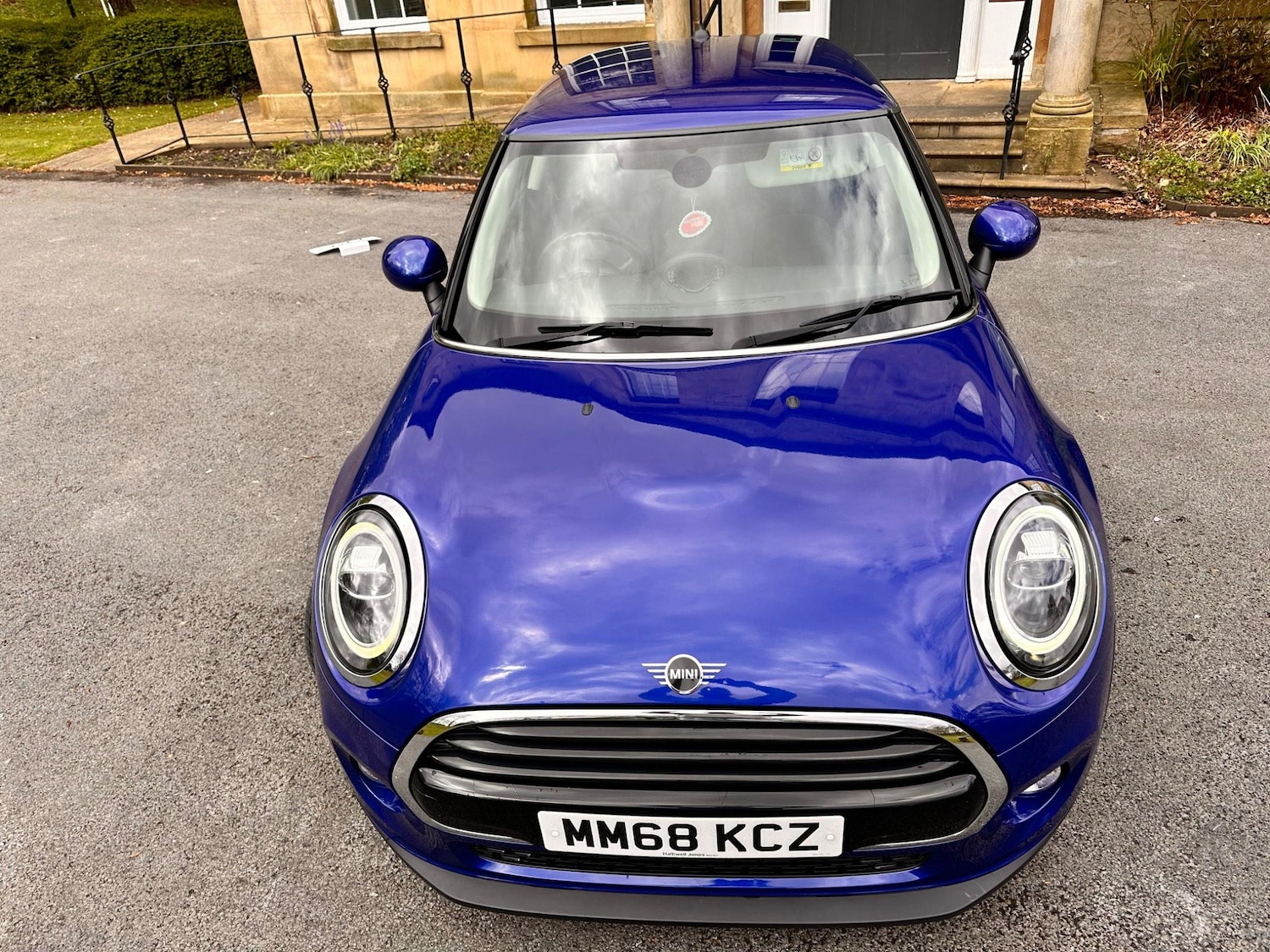 Vehicle 8