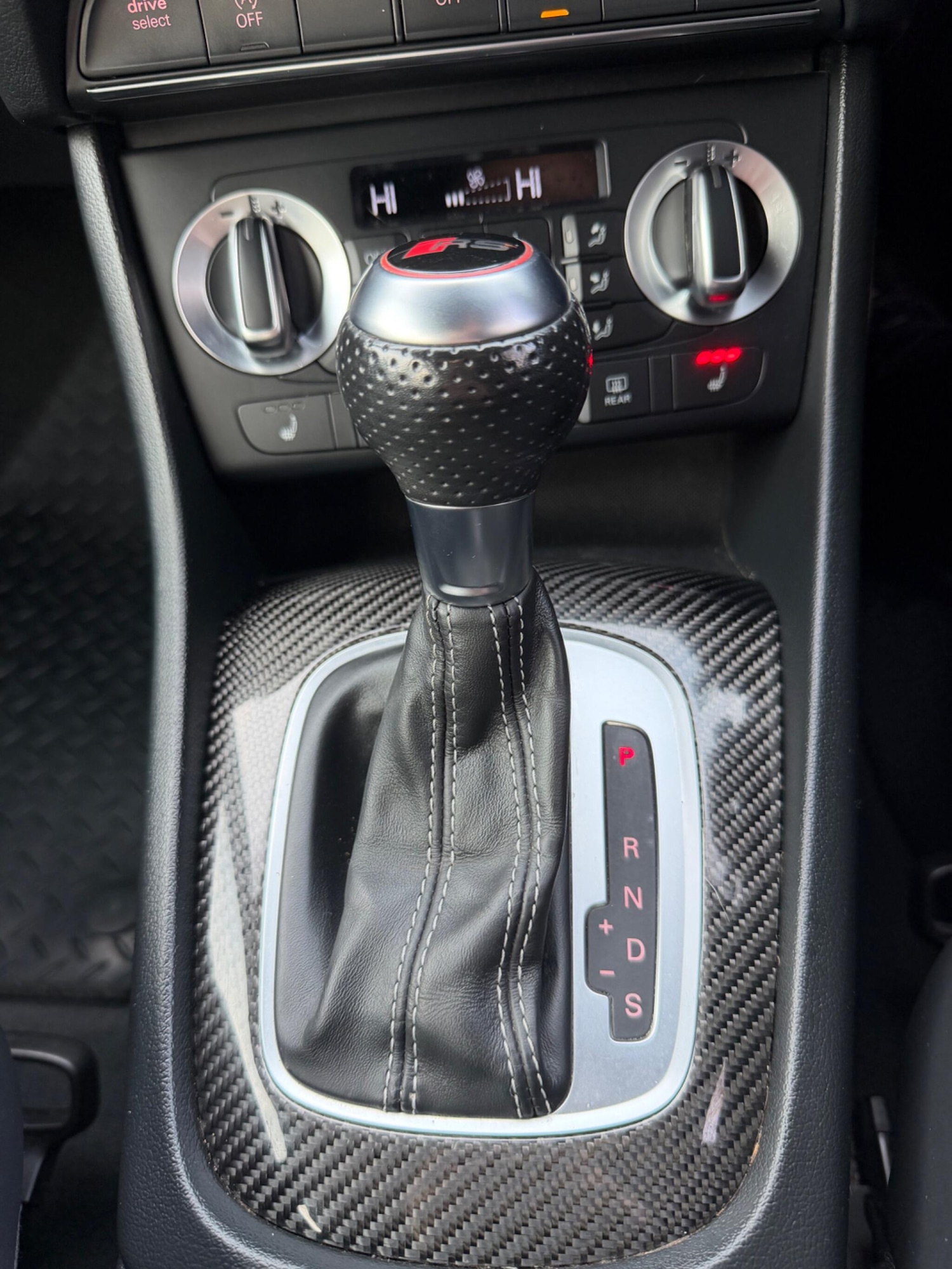 Used Audi RS Q3 2014 for sale - 77646092: Photo 33