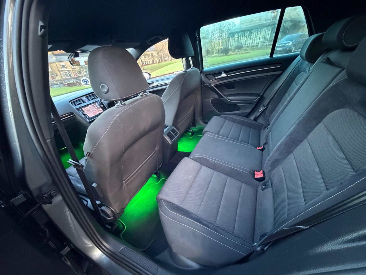 Used Volkswagen Golf 2018 for sale - 77359077: Photo 38