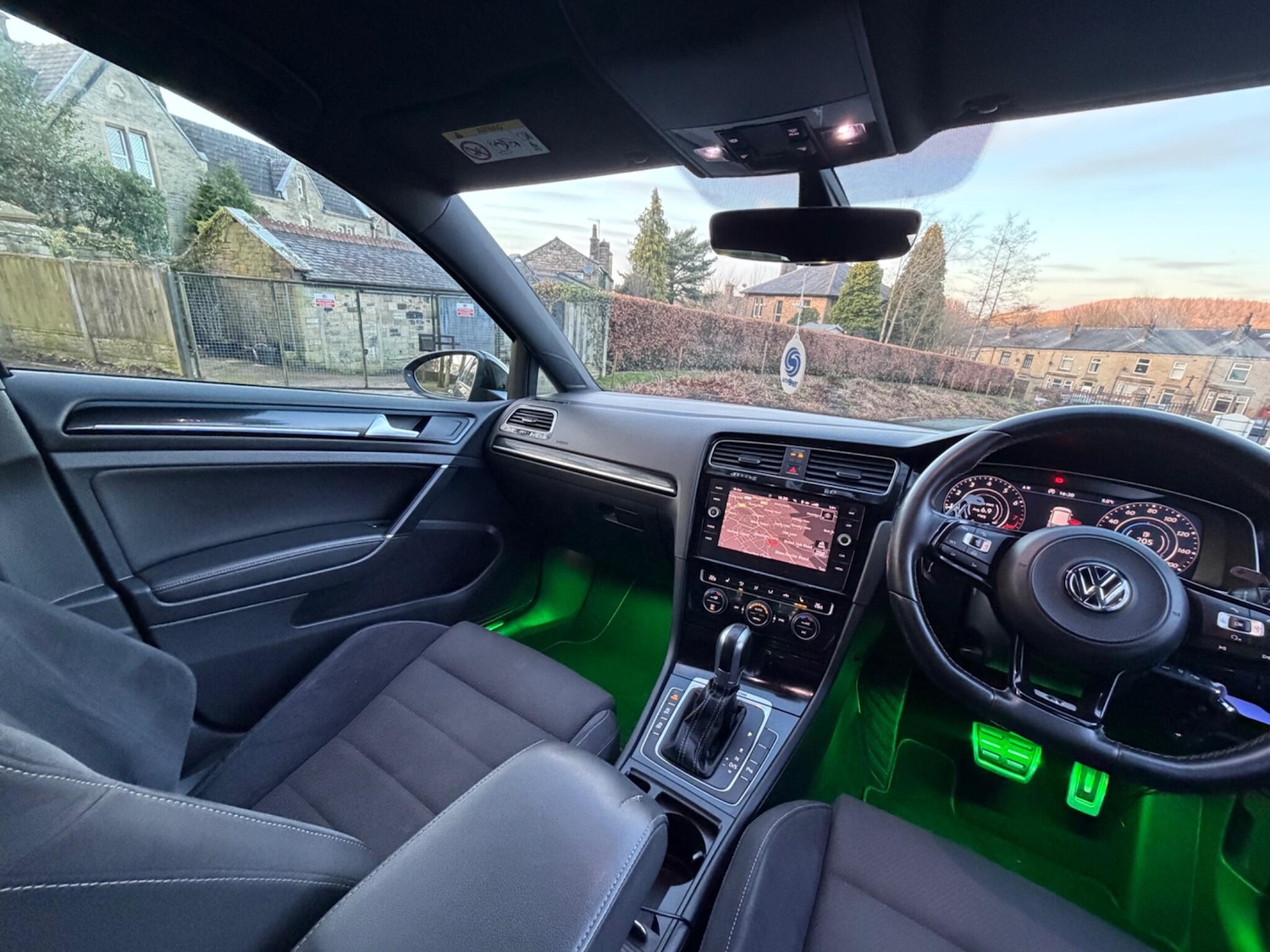 Used Volkswagen Golf 2018 for sale - 77359077: Photo 44