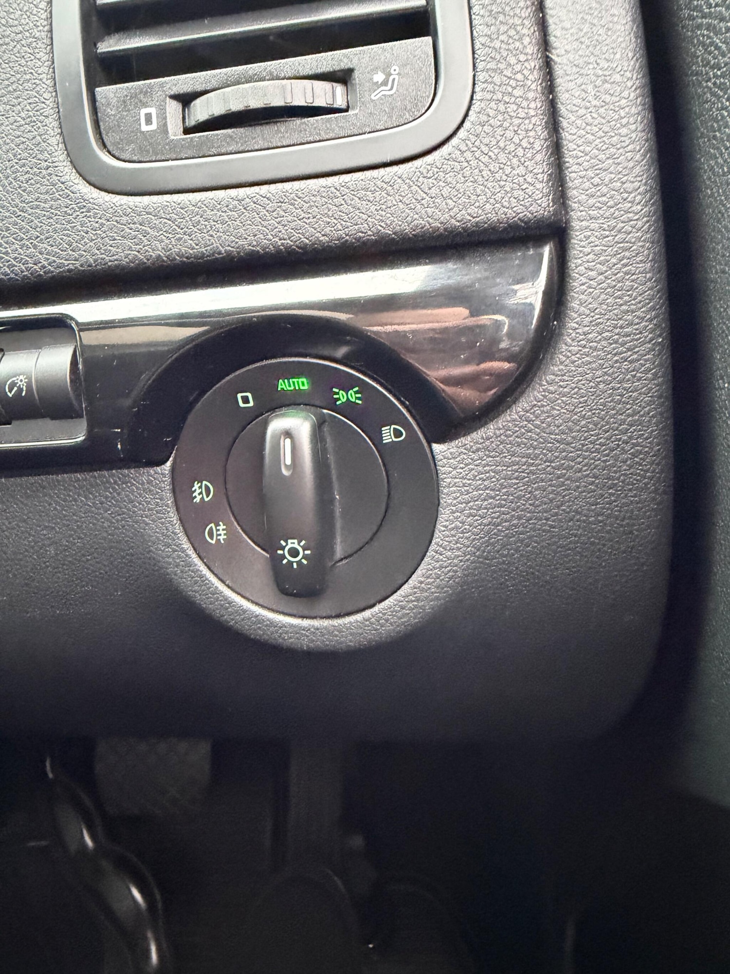 Used Skoda Yeti 2013 for sale - 77424658: Photo 43