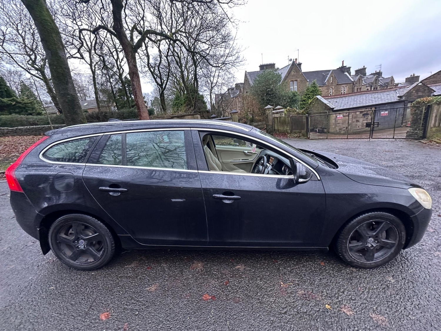 Used Volvo V60 2012 for sale - 76849960: Photo 18