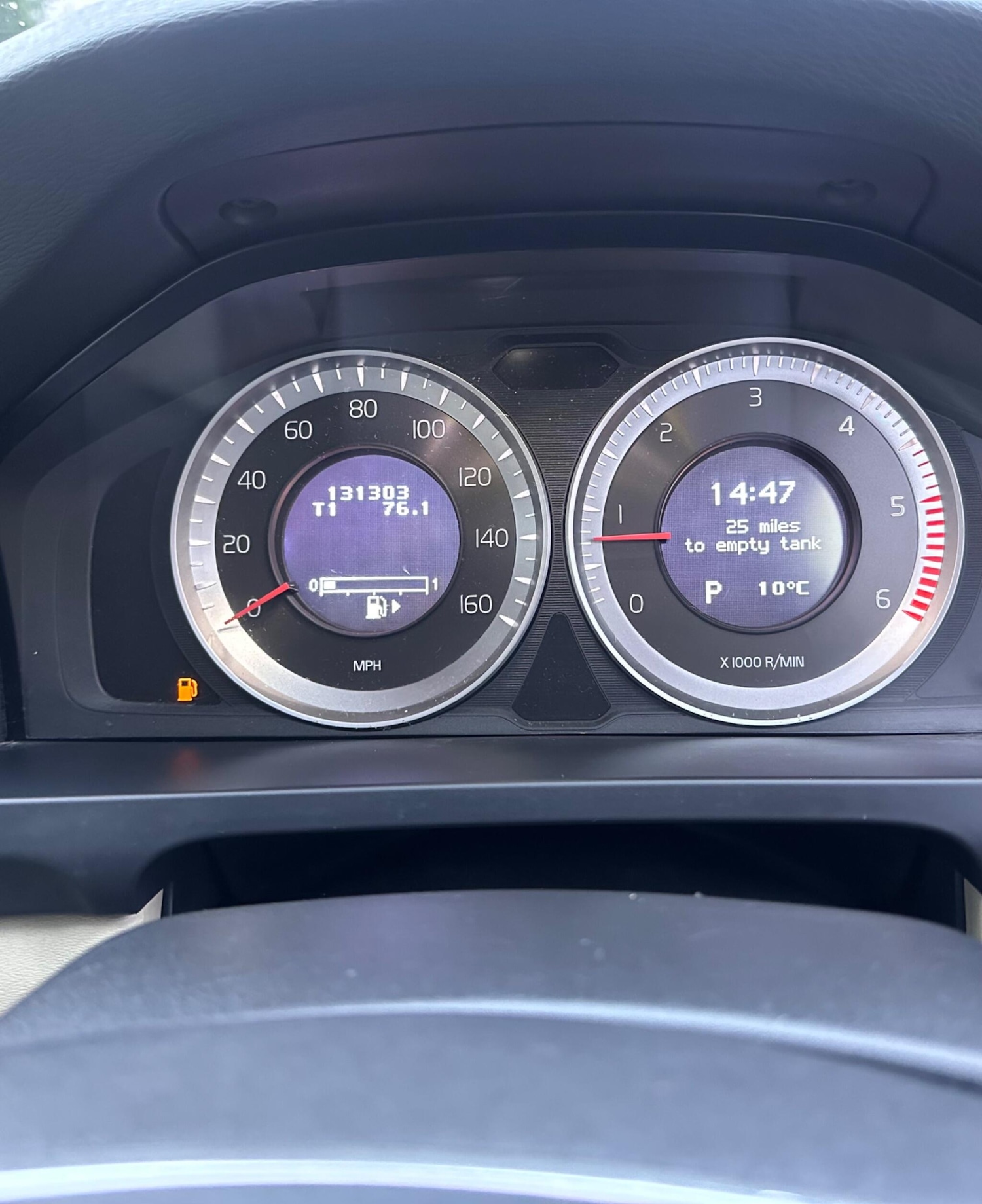 Used Volvo V60 2012 for sale - 76849960: Photo 19