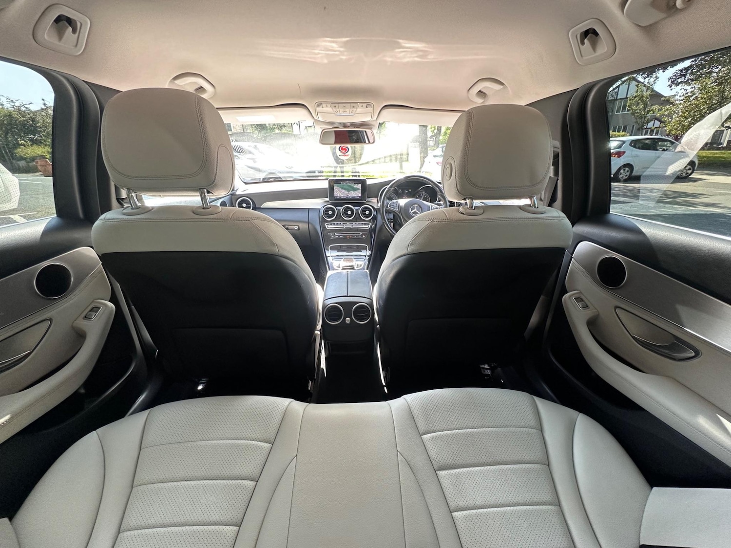 Used Mercedes-Benz C Class 2015 for sale - 76743151: Photo 32