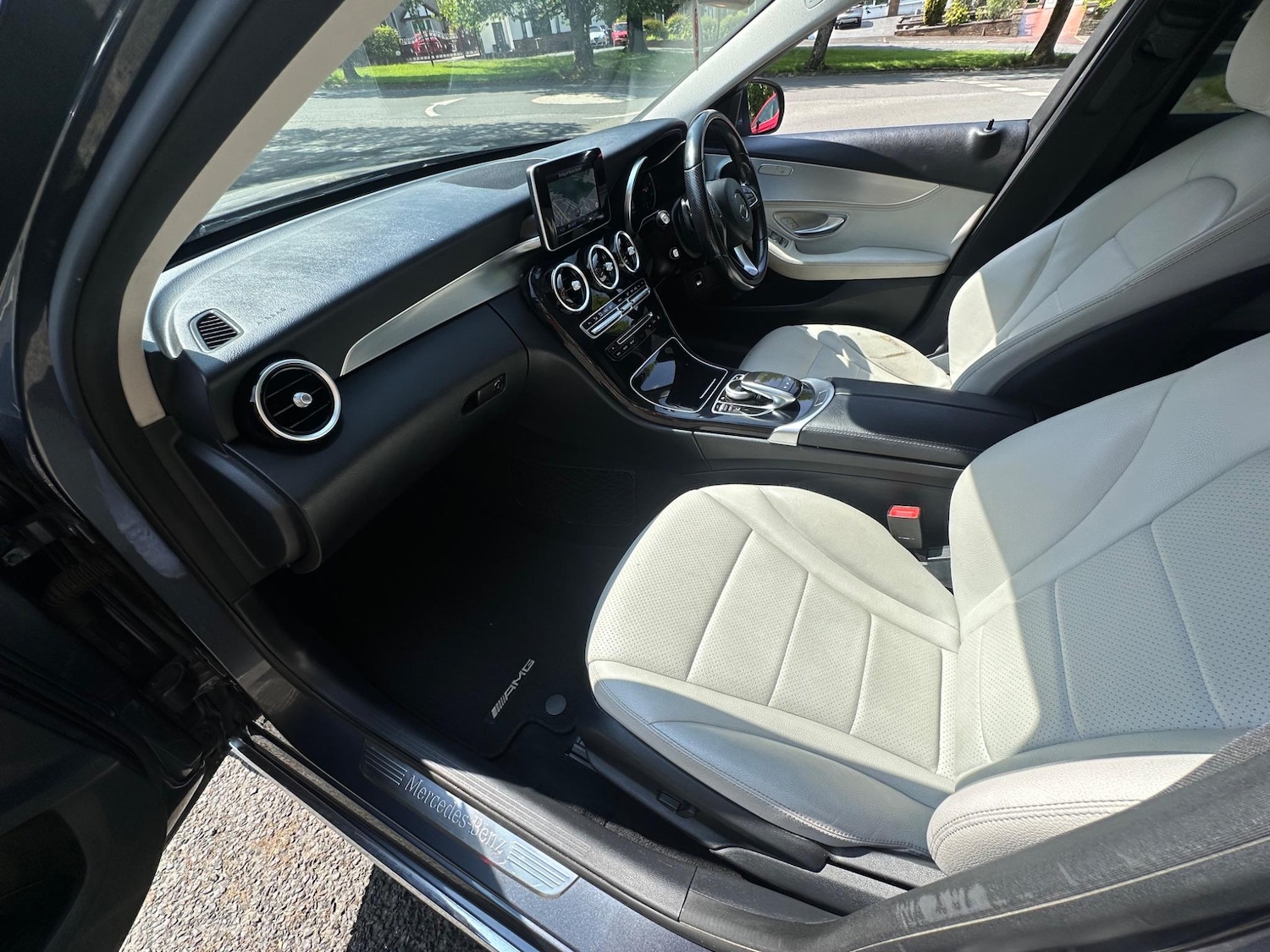 Used Mercedes-Benz C Class 2015 for sale - 76743151: Photo 33