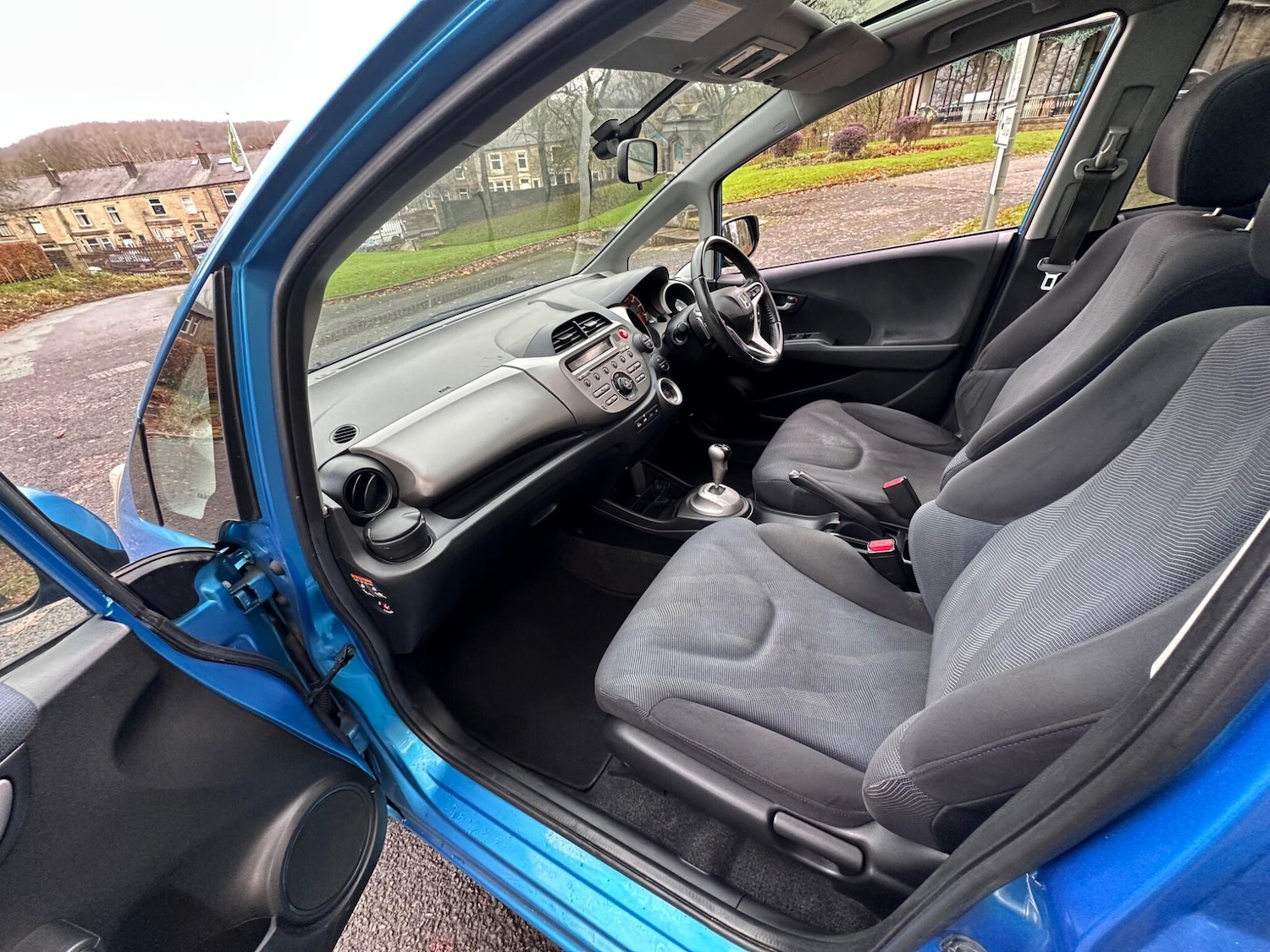 Used Honda Jazz 2009 for sale - 76592127: Photo 26