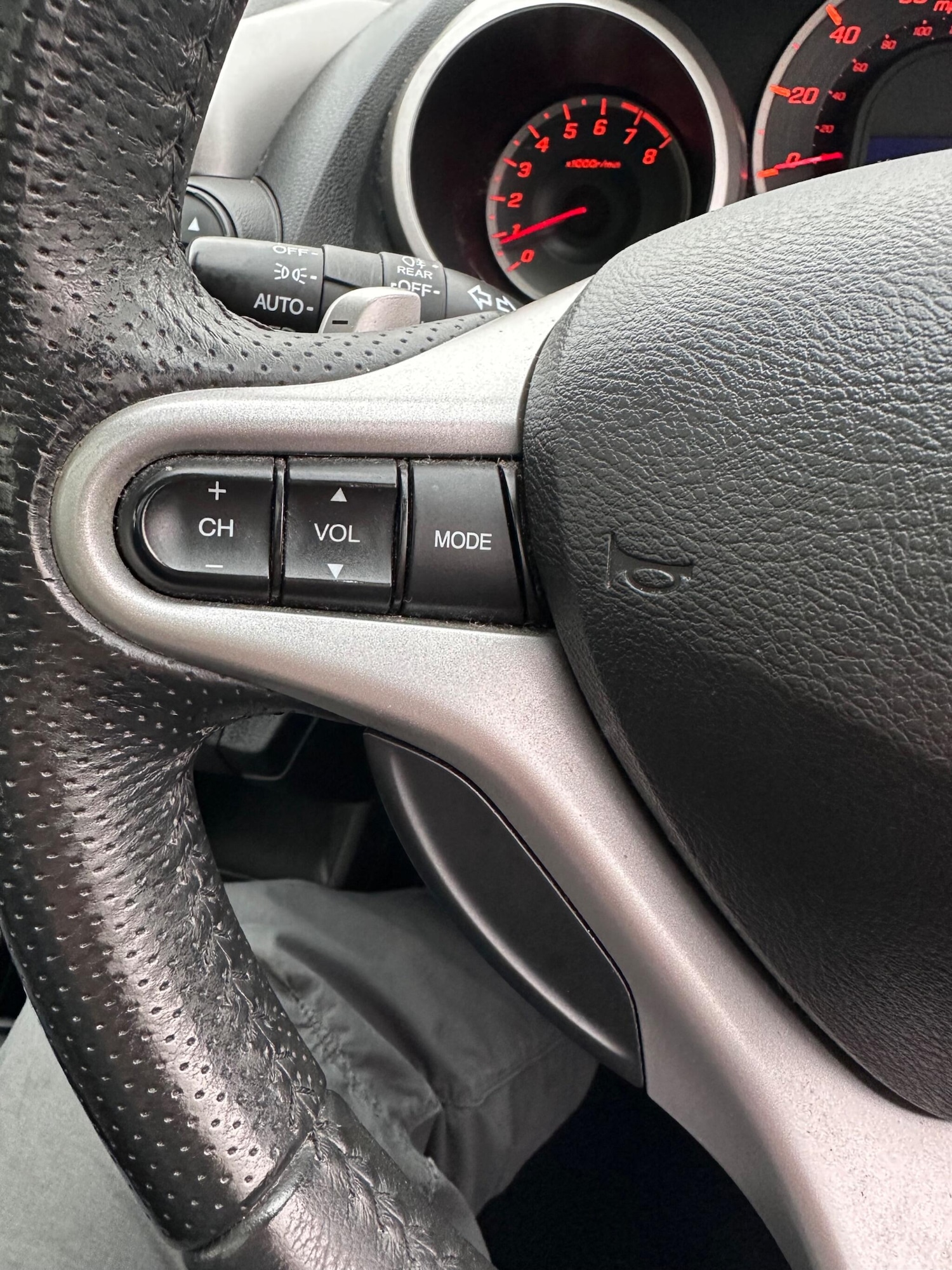 Used Honda Jazz 2009 for sale - 76592127: Photo 38