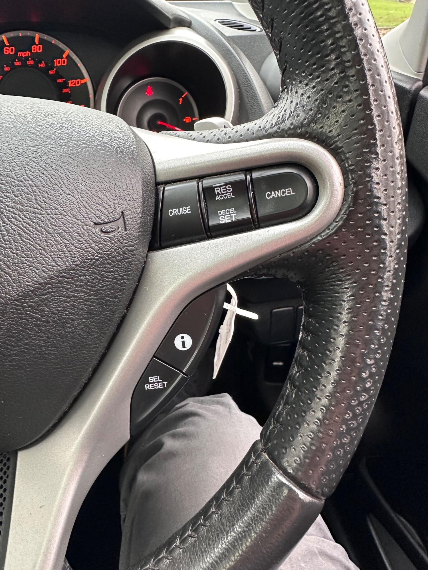 Used Honda Jazz 2009 for sale - 76592127: Photo 39