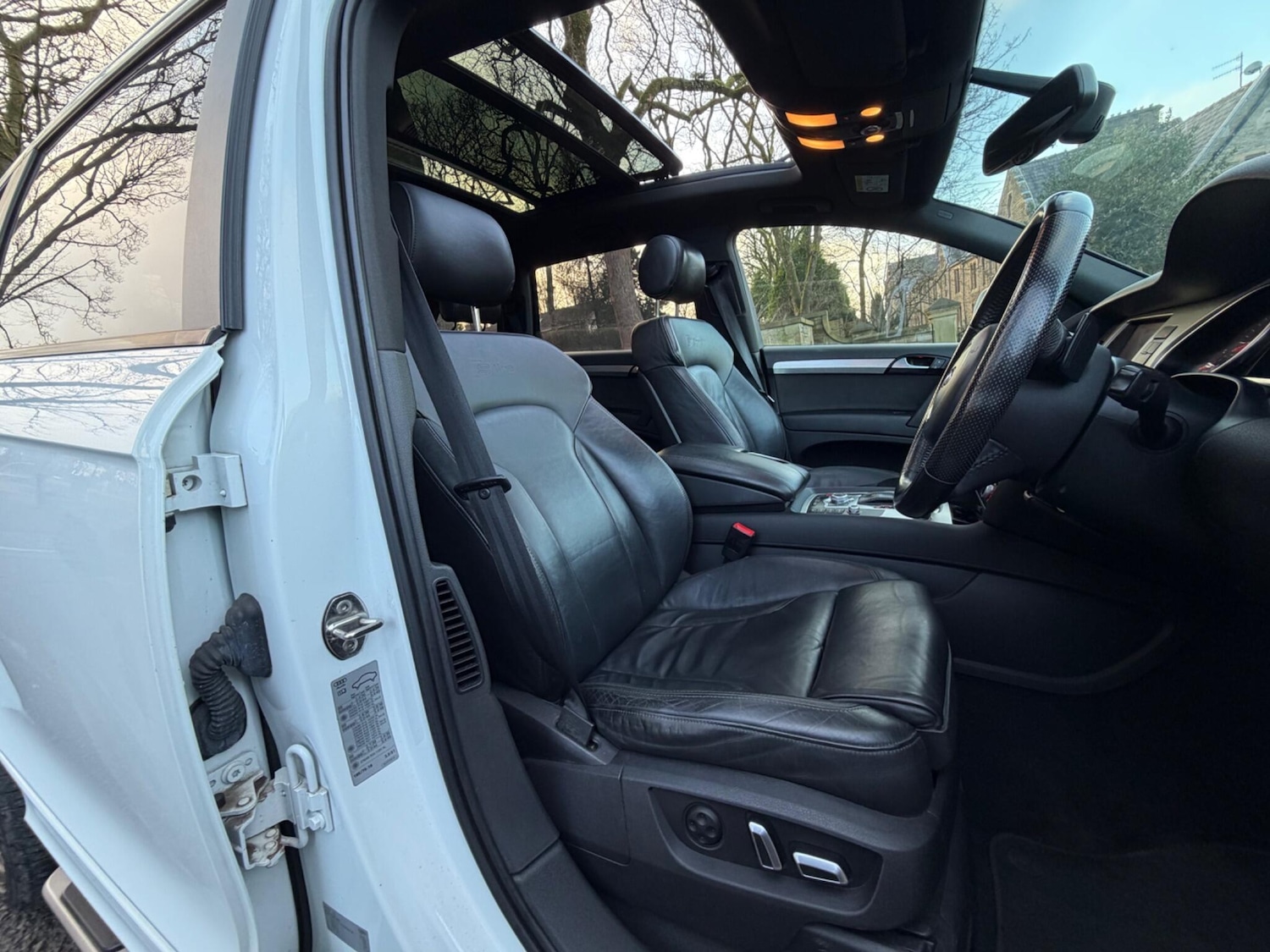 Used Audi Q7 2014 for sale - 77441422: Photo 25