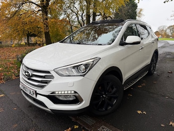 Used Hyundai Santa Fe 2017 for sale - 76433403: Photo