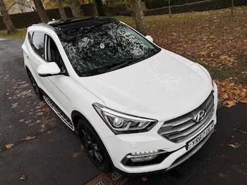 Used Hyundai Santa Fe 2017 for sale - 76433403: Photo