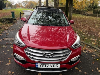 Used Hyundai Santa Fe 2017 for sale - 76423993: Photo