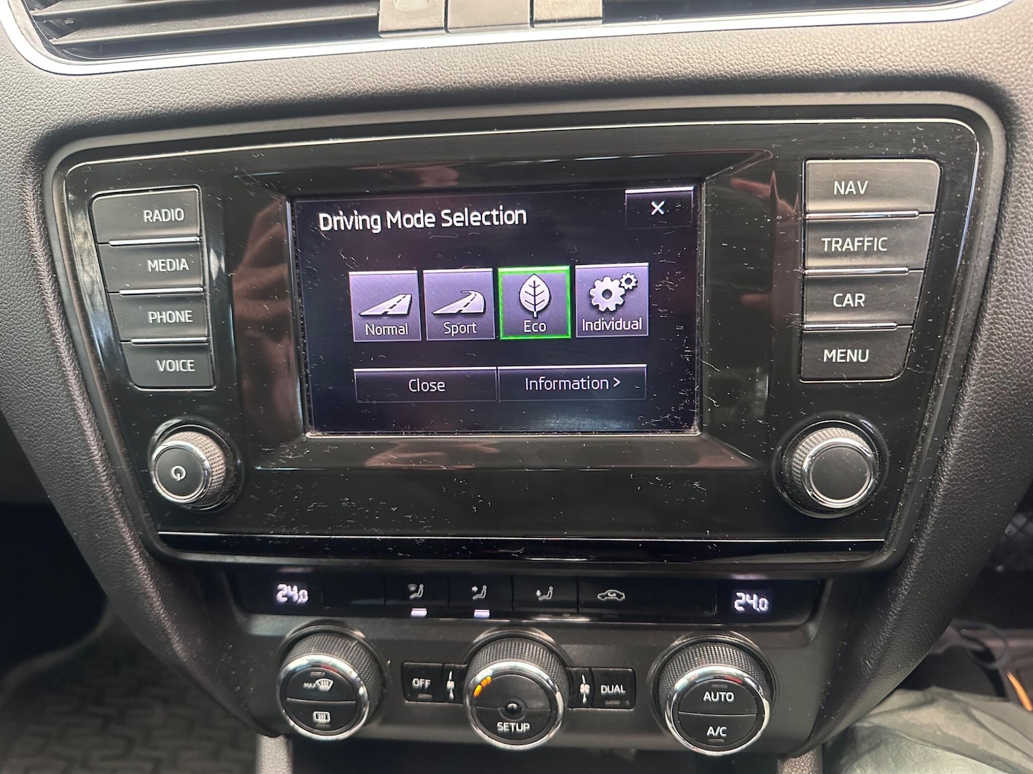 Used Skoda Octavia 2014 for sale - 76572679: Photo 28