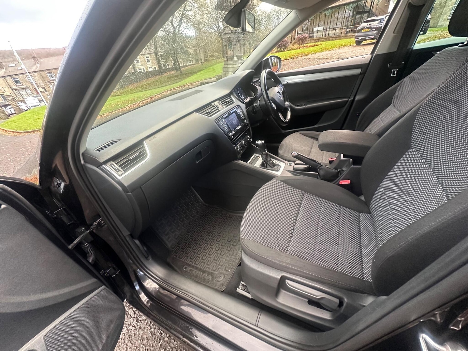 Used Skoda Octavia 2014 for sale - 76572679: Photo 33