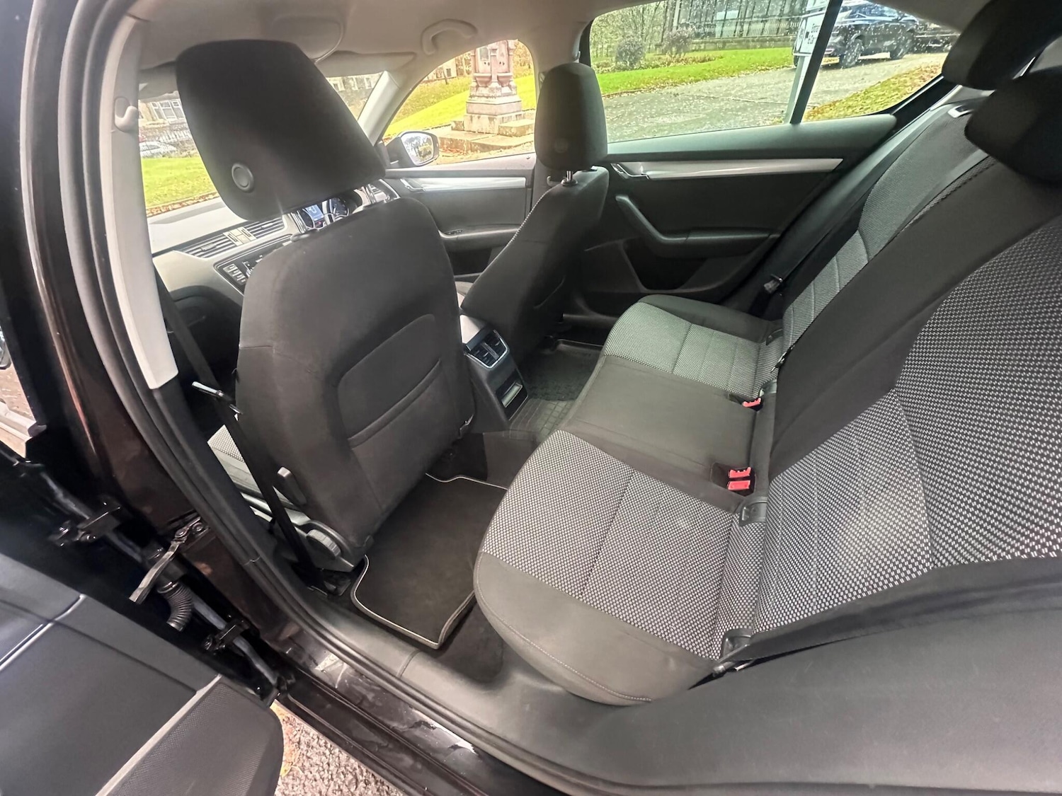 Used Skoda Octavia 2014 for sale - 76572679: Photo 36