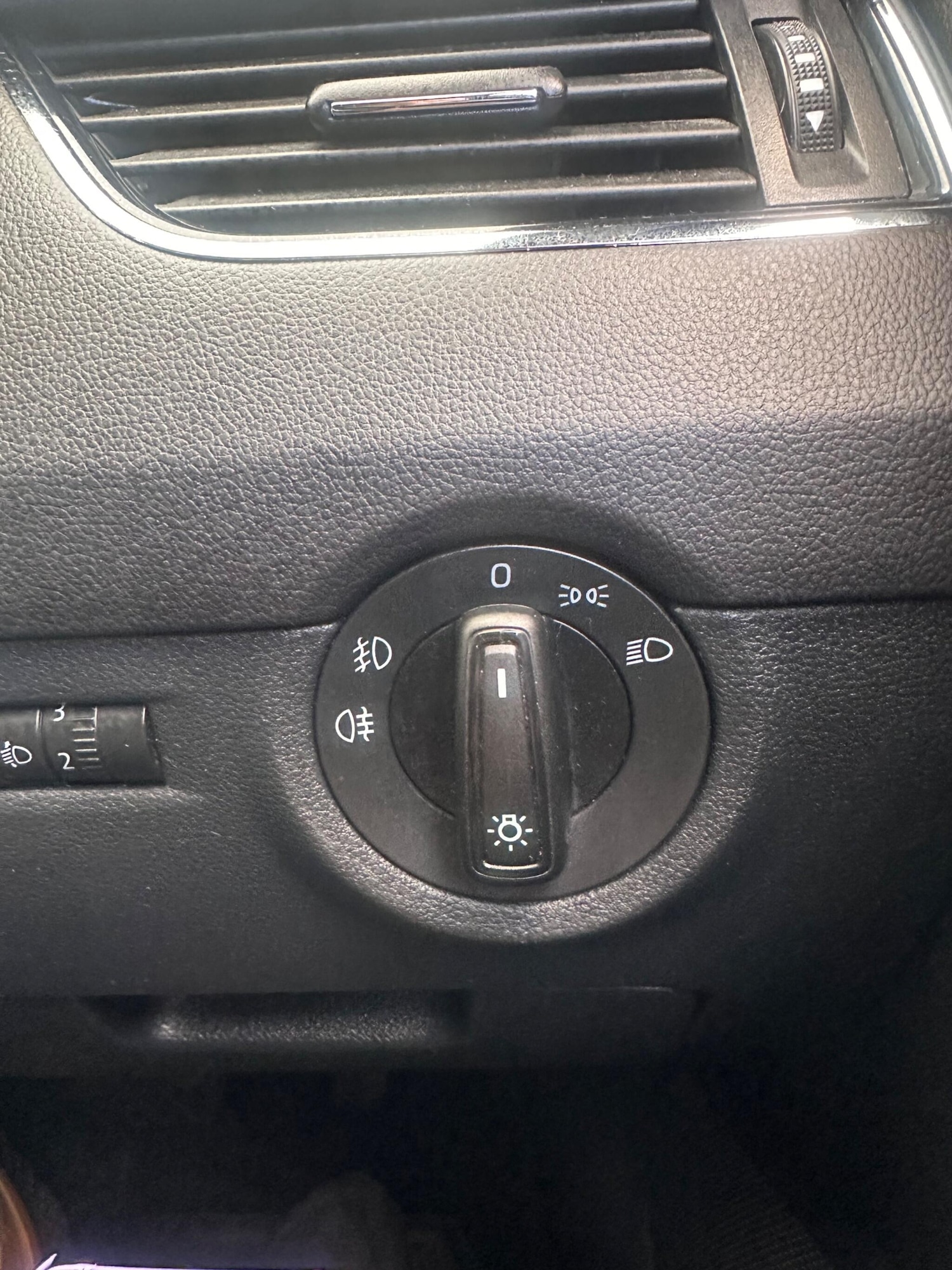 Used Skoda Octavia 2014 for sale - 76572679: Photo 40